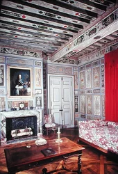 Innenraum eines Schlafzimmers mit den Wappen der Familie Viole, 1633